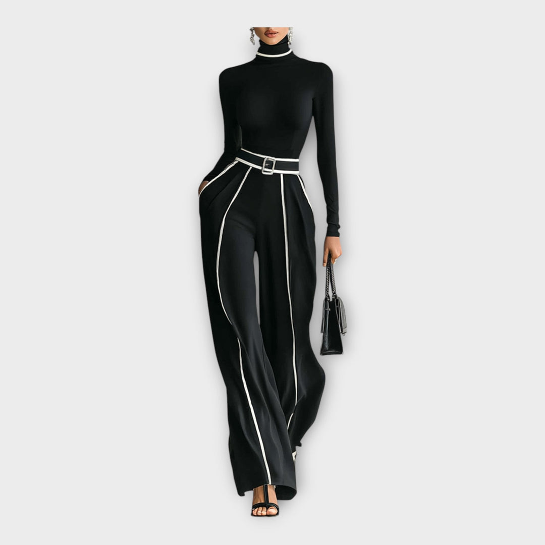 Elegantna enodelna obleka z minimalističnim dizajnom