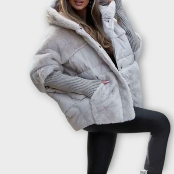 Ava - Elegantna Puhasta Jakna za Stil i Udobnost