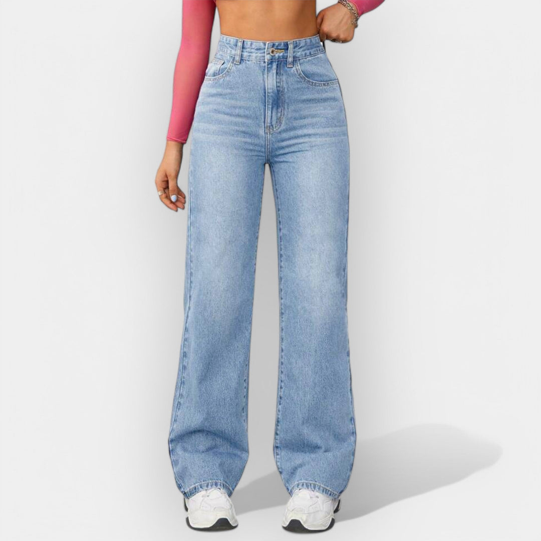Straight Cut Jeans