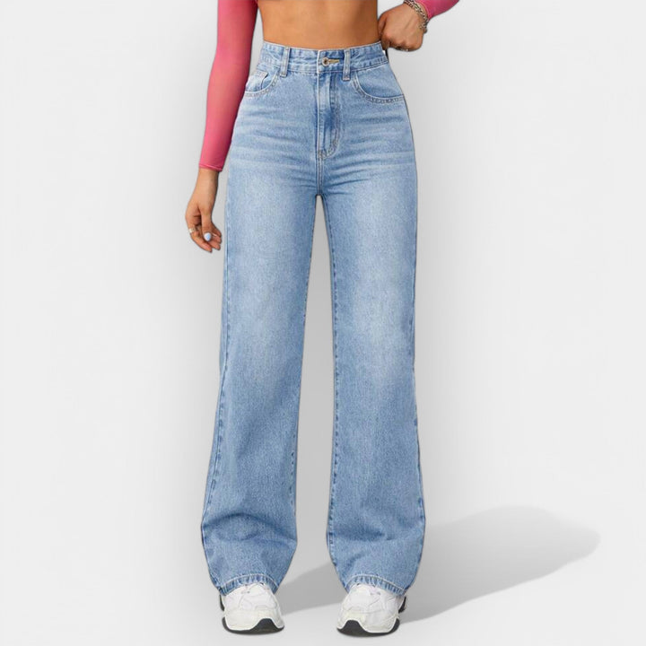 Straight Cut Jeans