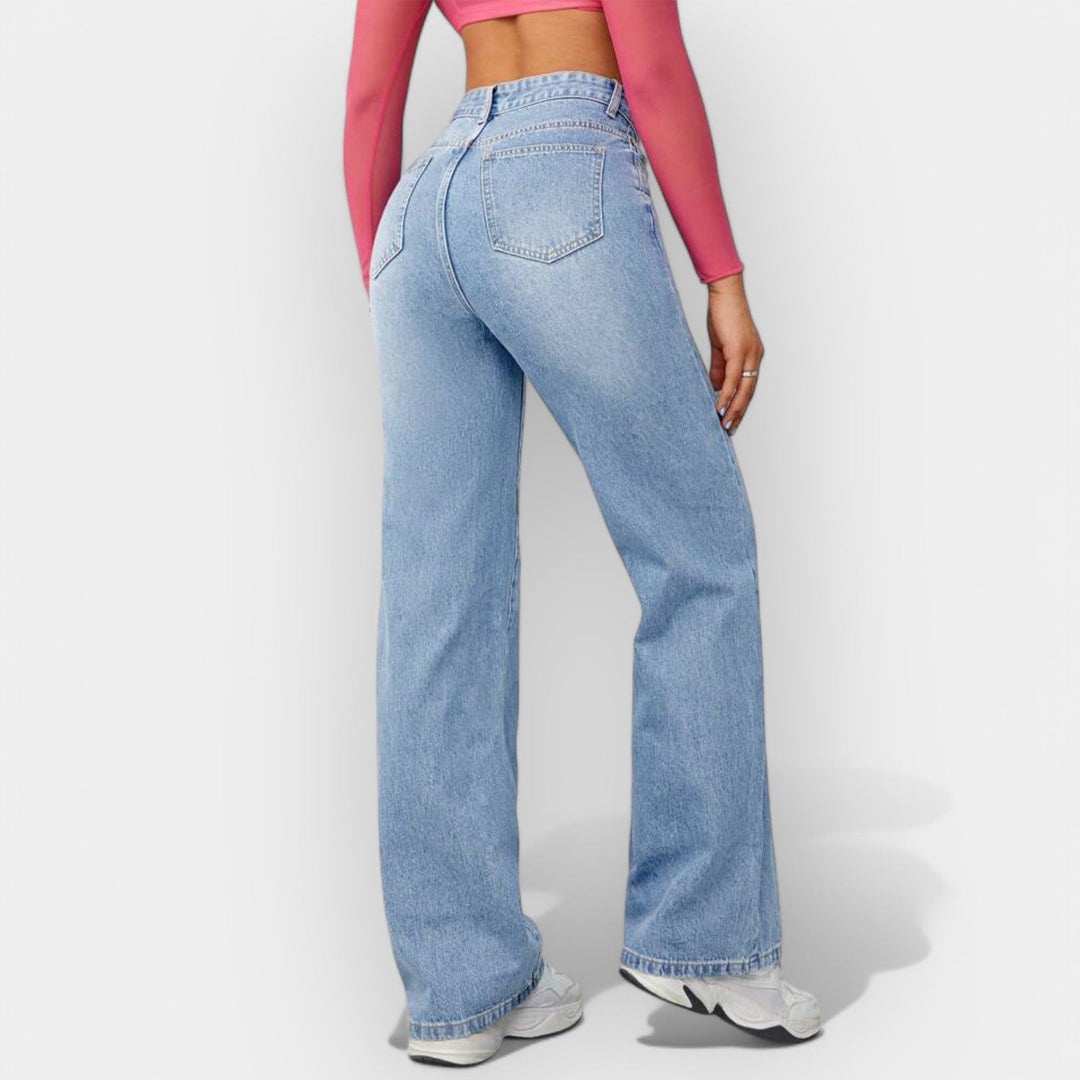 Straight Cut Jeans