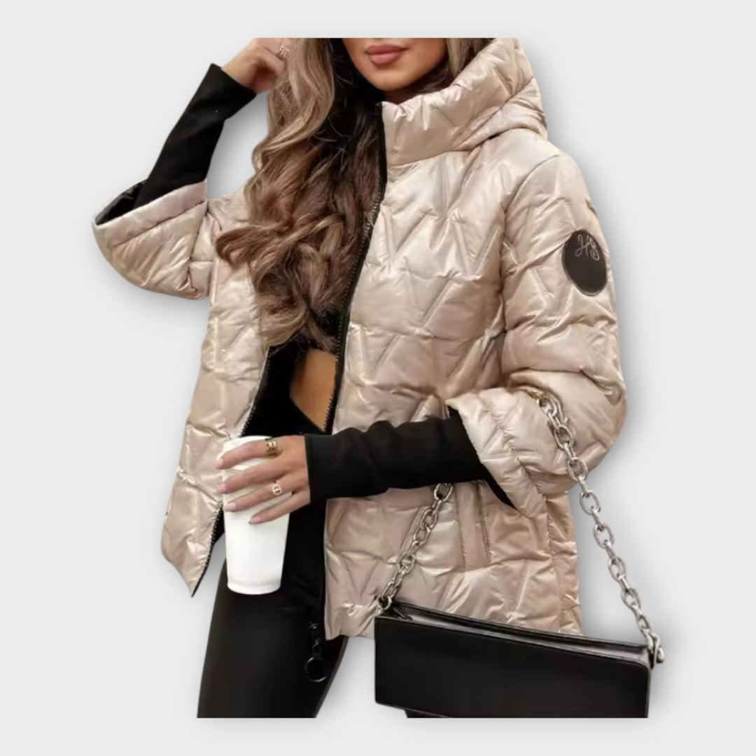 Elegantni quilted plašč s kapuco