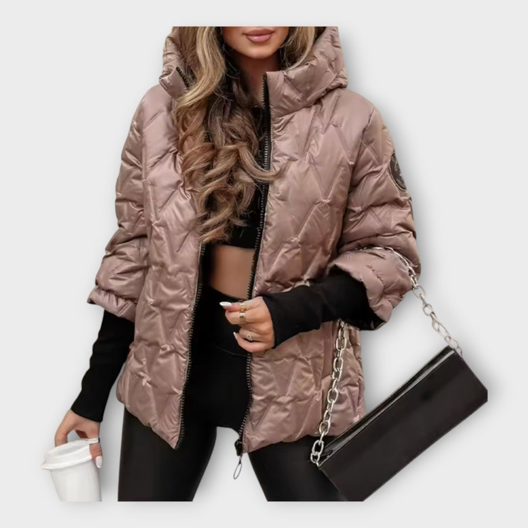 Elegantni quilted plašč s kapuco