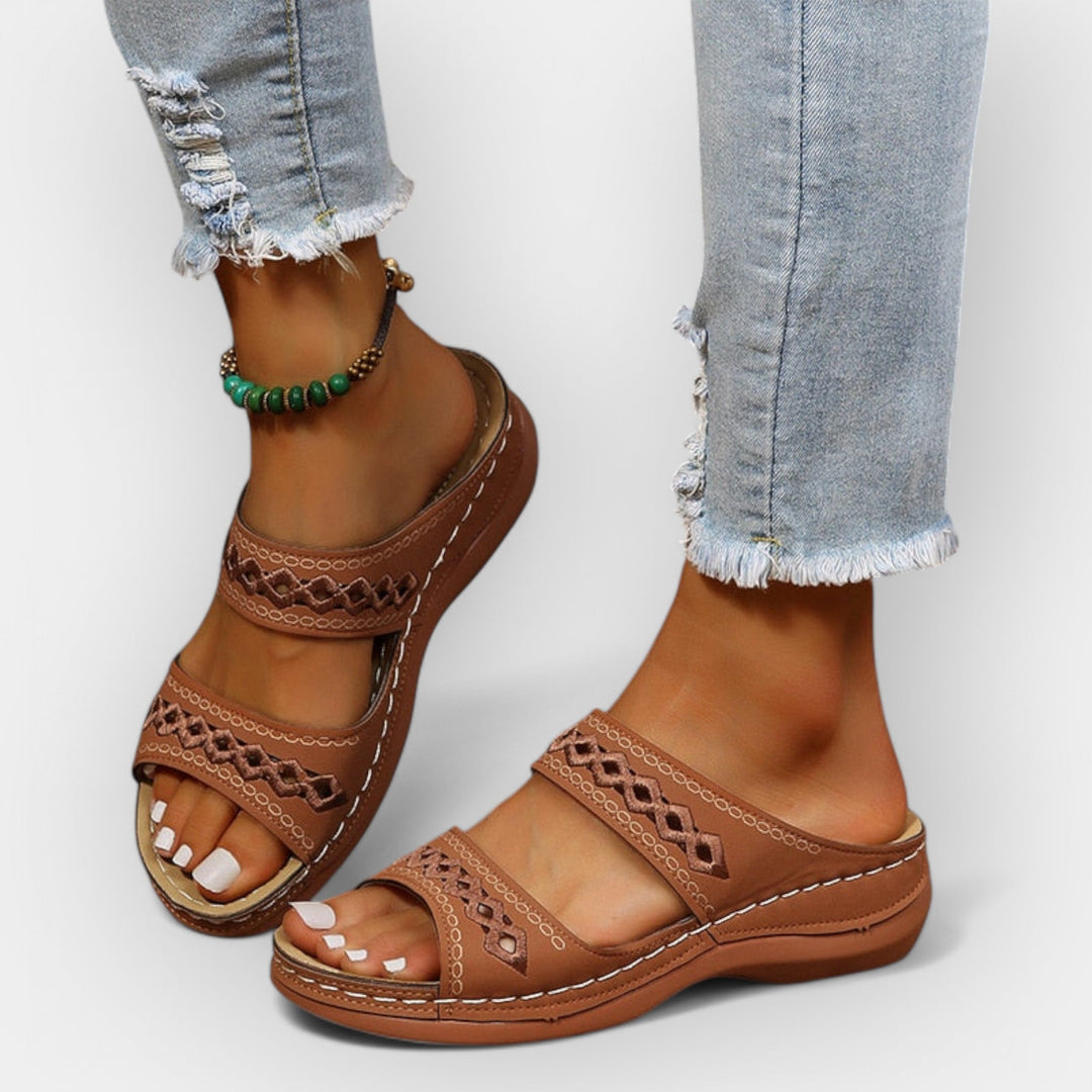 Elegantni Anatomski Sandali