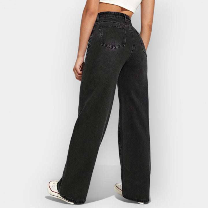 Straight Cut Jeans