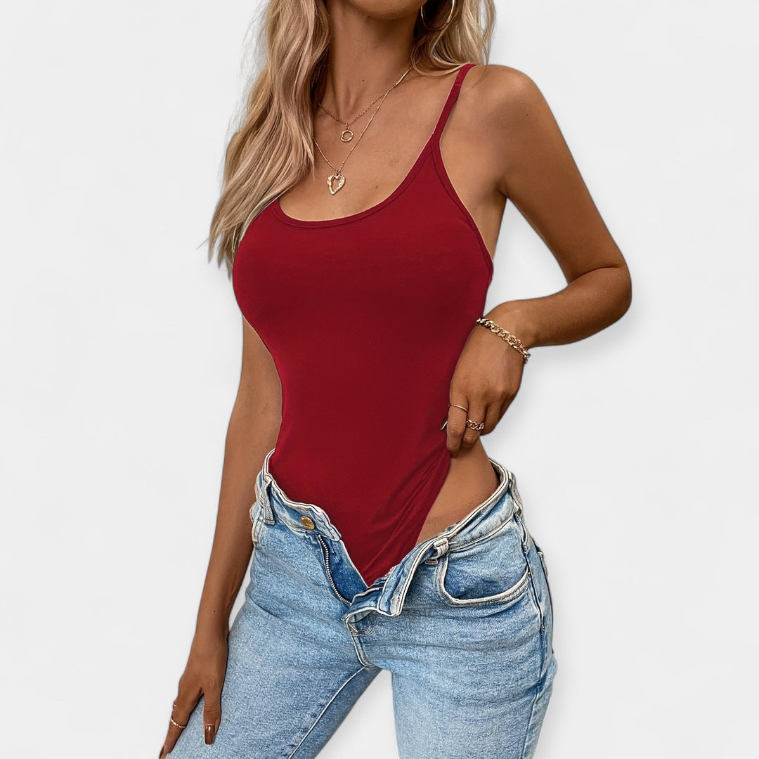 Body z nastavljivimi tankimi naramnicami