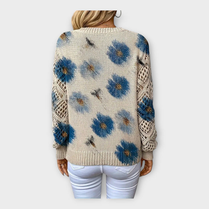 Pletena bluza s čipkastimi detajli