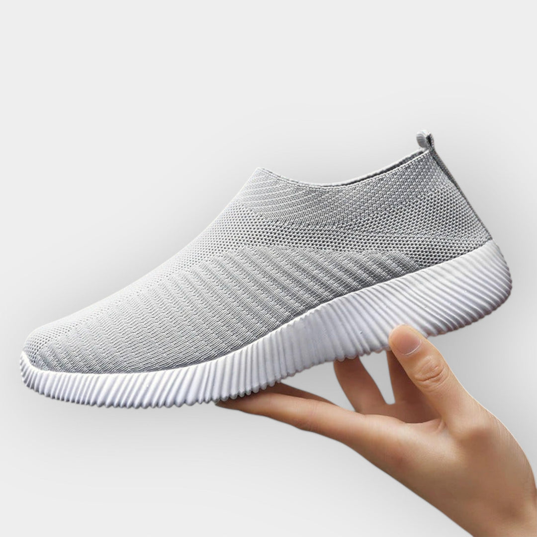 Udobni Slip-On Čevlji za Enostavno Obuvanje