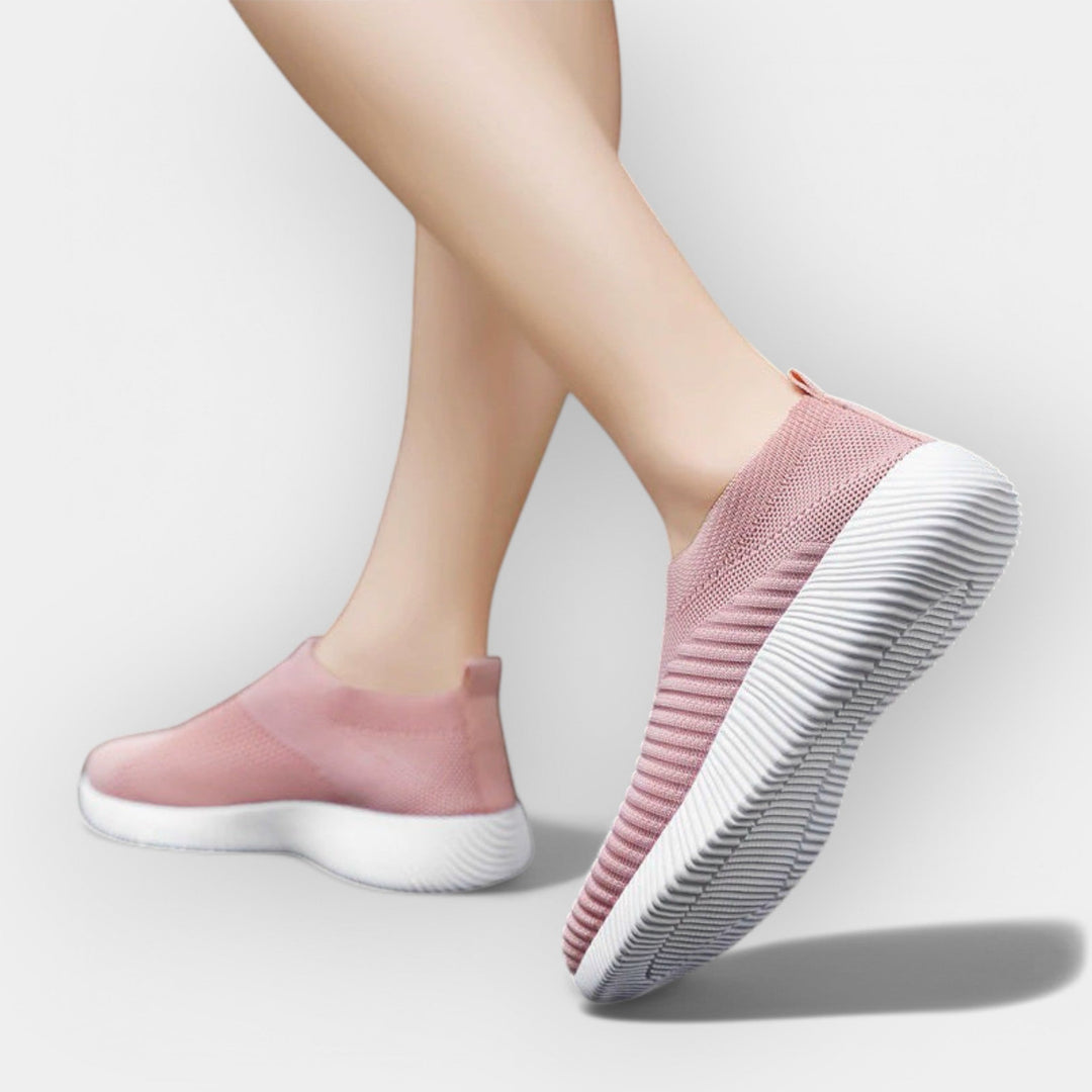Udobni Slip-On Čevlji za Enostavno Obuvanje