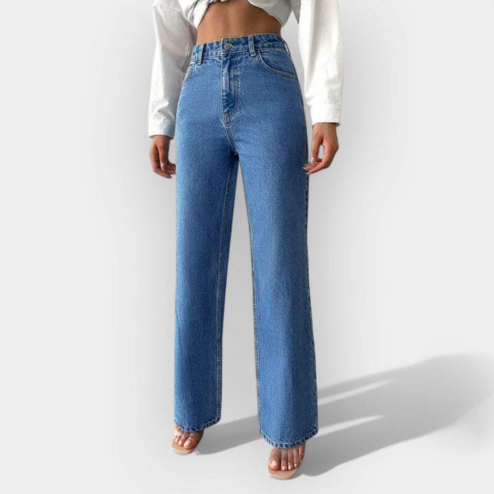 Visok Pas Jeans s Širokim Udobnim Krojem