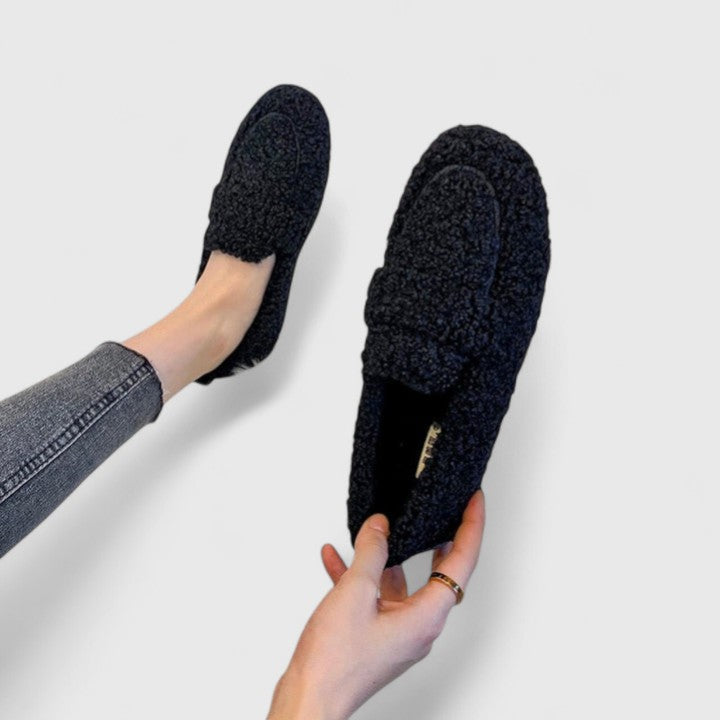 Elegantni slip-on čevlji Topli z modernim dizajnom