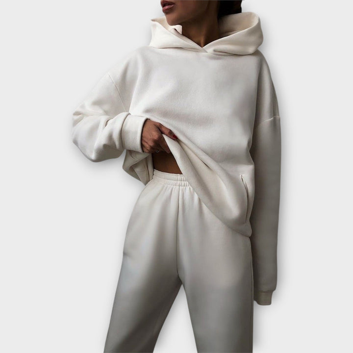 Moderna udobna kapuca set
