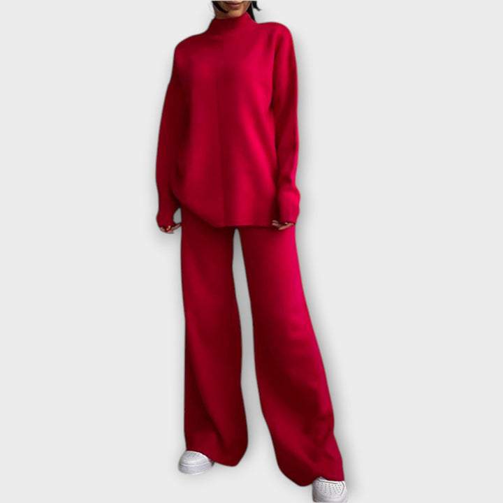 Set z Ohlapno Silhueto in Minimalistično Estetiko