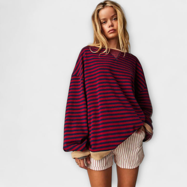 Maja - Oversized Črtast Pulover
